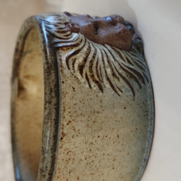 Vintage 1970's John Buck Gempo Pottery "Mighty" Lion Handled Soup Mug H 2"x W 4" - Picture 5 of 5